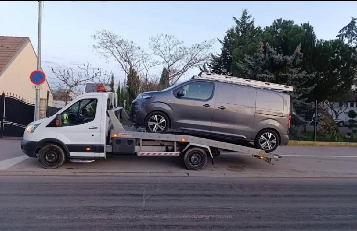 Enlèvement d'épave en action VHU Nord 59